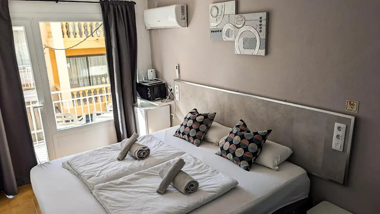 Amena Mar Hotel Sa Coma  3*, Sa Coma (Mallorca)